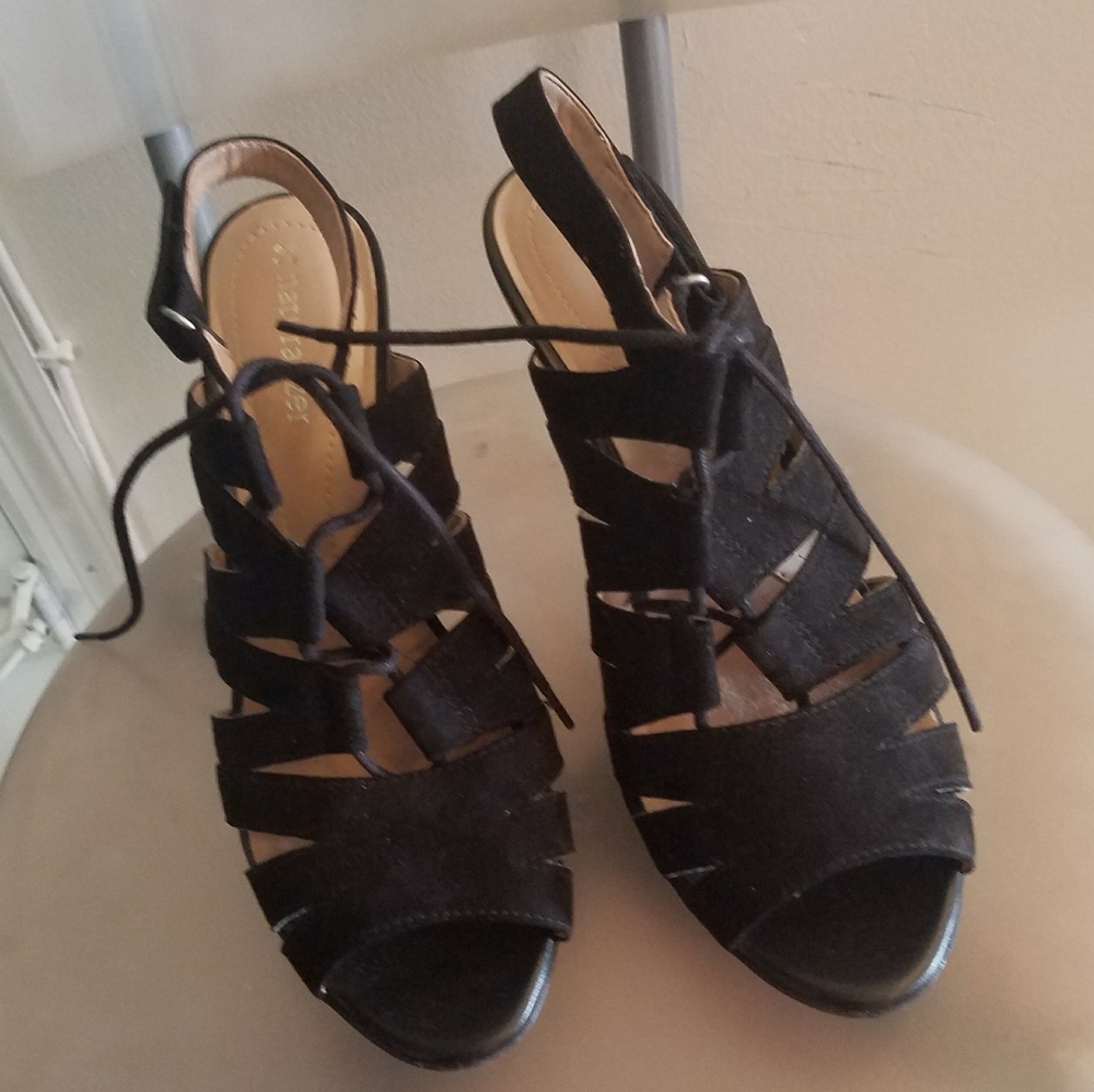 *NWOT* Naturalizer Peep Toe Sandal